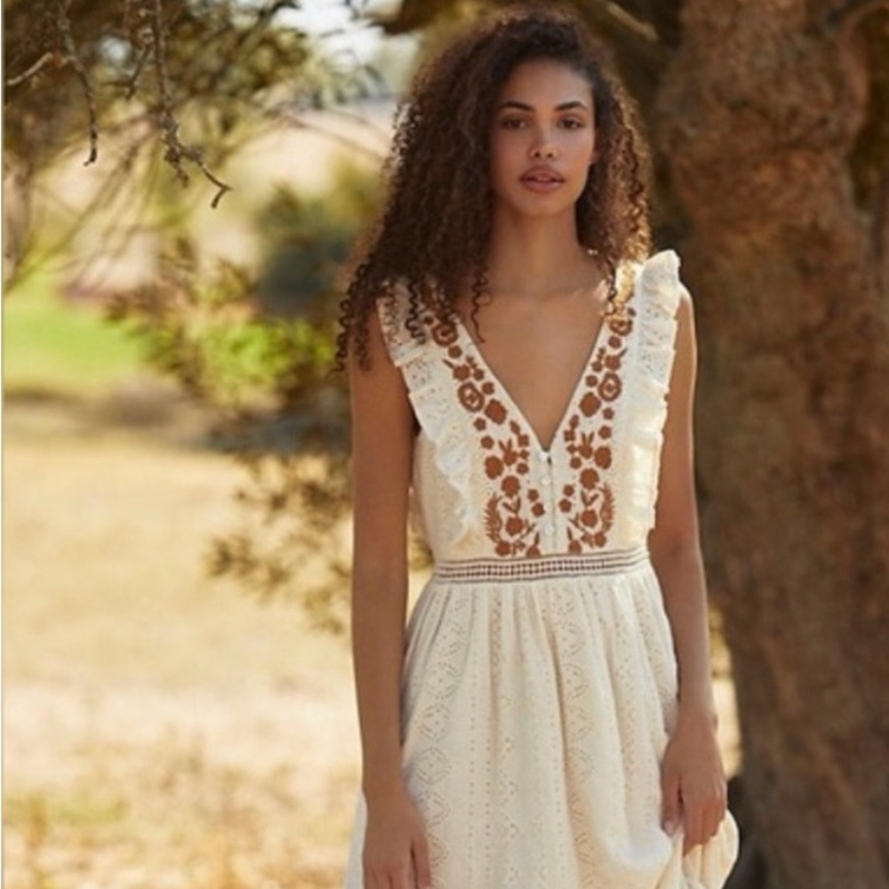 Allison New York Cream and Brown Eyelet Embroidery Maxi dress women’s size XS